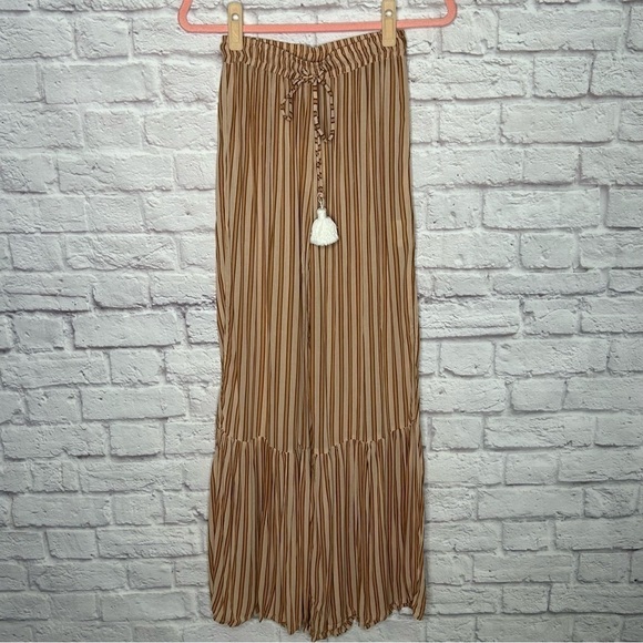 NWT Faithful The Brand Bisou Stripes Ruffle Bottom Wide
Leg Soft Pants - Picture 7 of 16
